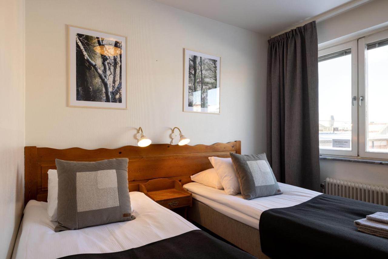 Hotel Bishops Arms Mora Esterno foto