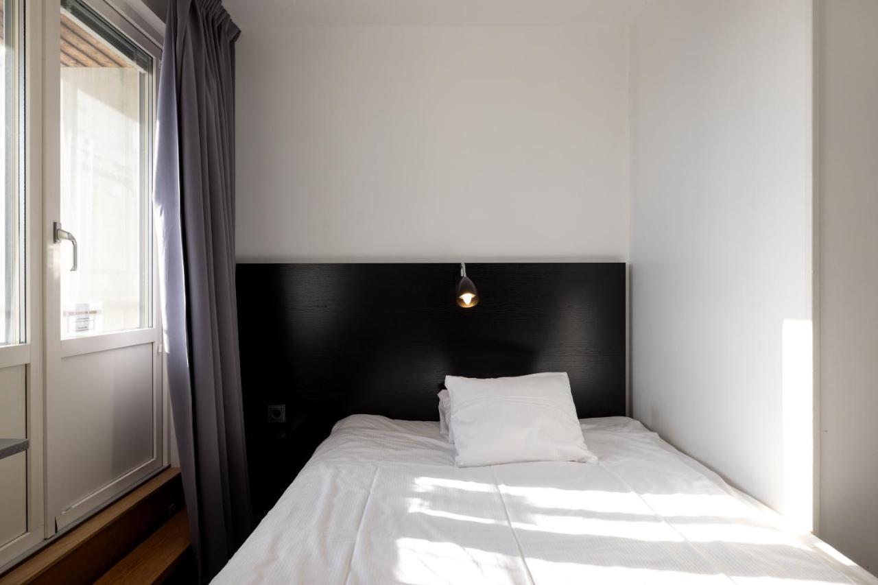 Hotel Bishops Arms Mora Esterno foto