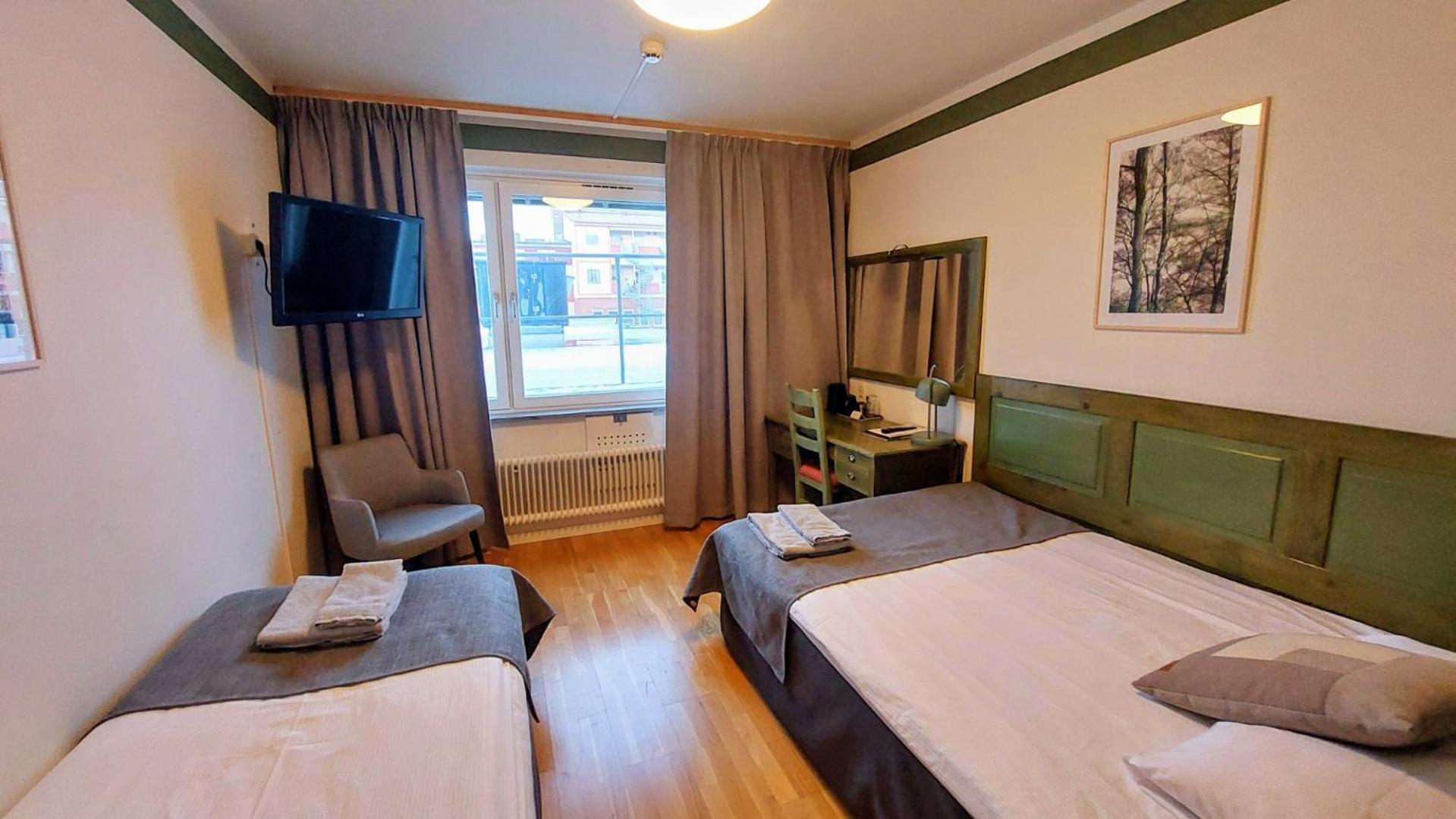 Hotel Bishops Arms Mora Esterno foto